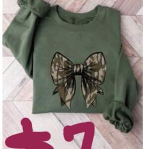 Green Sweatshirt with Camouflage Bow Design